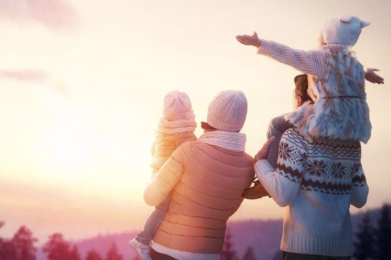 Die günstigsten Freizeitaktivitäten für Familien im Winter